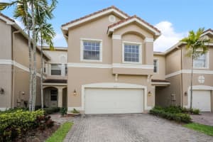 4280 SW 125th Ln, Miramar, FL 33027, Sold 02/27/25