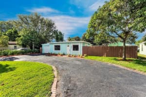 1220 N 57th Ave, Hollywood, FL 33021, Sold 04/23/25