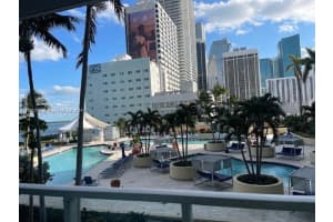 Vizcayne, 244 Biscayne Blvd APT 907, Miami, FL 33132, Sold 05/05/25