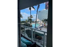 Vizcayne, 244 Biscayne Blvd APT 907, Miami, FL 33132, Sold 05/05/25