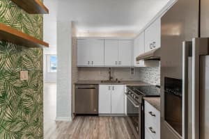 2016 Bay Dr, Miami Beach, FL 33141, Sold 07/18/25
