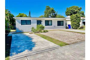 416 S 62nd Ave, Hollywood, FL 33023, Sold 01/27/25