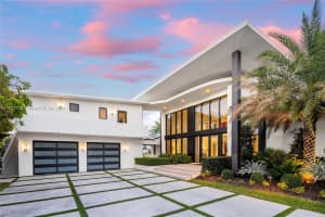 1995 NE 118th Rd, North Miami, FL 33181, Sold 03/06/25