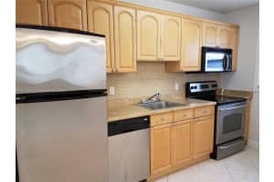 415 NE 2nd St APT 209, Hallandale Beach, FL 33009, Sold 07/29/25