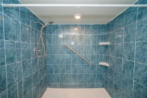 228 SW 14th Ct, Fort Lauderdale, FL 33315, Sold 09/26/25