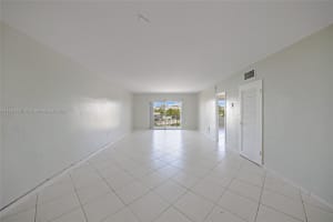 9270 W Bay Harbor Dr APT 5D, Bay Harbor Islands, FL 33154, Sold 04/25/25