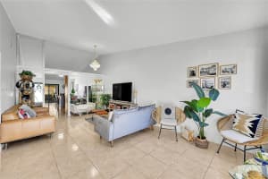 5515 W 27th Ln, Hialeah, FL 33016, Sold 03/11/25