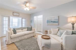 934 Michigan Ave, Miami Beach, FL 33139, Sold 03/20/25