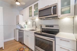 934 Michigan Ave, Miami Beach, FL 33139, Sold 03/20/25