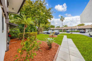 517 NE 199th Ln, Miami, FL 33179, Sold 02/21/25