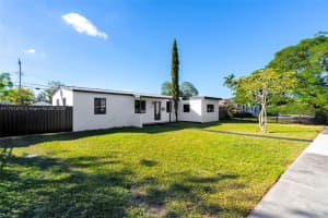 5330 SW 97th Ave, Miami, FL 33165, Sold 03/28/25