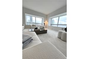 1435 Brickell Ave 3307, Miami