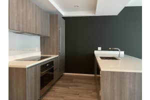 801 S Miami Ave, Miami, FL 33131, Sold 04/10/25