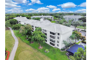 1705 Whitehall Dr, Davie, FL 33324, Sold 05/01/25