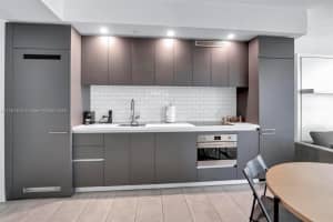 227 NE 2nd St, Miami, FL 33132, Sold 03/17/25