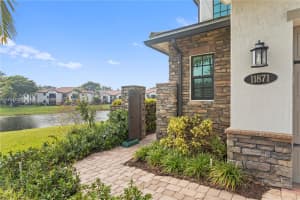 11871 SW 13th Ct, Pembroke Pines, FL 33025, Sold 01/29/25