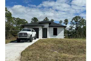 225 Bowman Ave S, Lehigh Acres, FL 33974, Sold 04/30/25