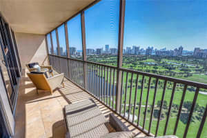 20379 W Country Club Dr Ph-36, Aventura