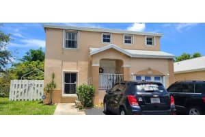 4200 SW 72nd Way, Davie, FL 33314, Sold 04/24/25