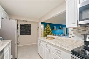 1118 Green Pine Blvd, West Palm Beach, FL 33409, Sold 03/21/25