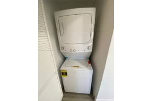 100 NE 214th St, Miami, FL 33179, Sold 02/25/25