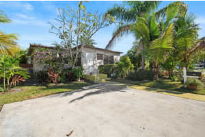1033 N 26th Ave, Hollywood, FL 33020, Sold 01/14/25