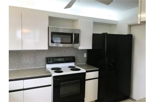 1825 S Ocean Dr 401, Hallandale Beach, FL 33009 - MLS#A11701943