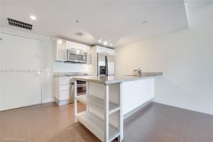 185 SW 7th St APT 1414, Miami, FL 33130, Sold 01/31/25