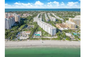 605 Ocean Dr, Key Biscayne, FL 33149, Sold 08/05/25