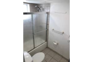 18900 NE 14th Ave D204, Miami, FL 33179, Sold 08/21/25