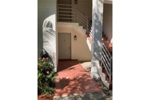 3570 Magellan Cir, Miami, FL 33180, Sold 06/12/25