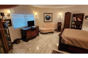 1800 NE 114th St APT 1710, Miami, FL 33181, - MLS#A11702223