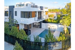 2292 SW 13th St, Miami, FL 33145, Sold 05/09/25