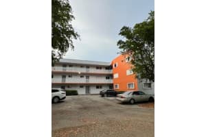 11309 SW 200th St, Miami, FL 33157, Sold 01/23/25