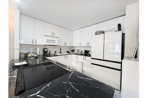 2801 NE 183rd St APT 1108W, Aventura, FL 33160, - MLS#A11702279
