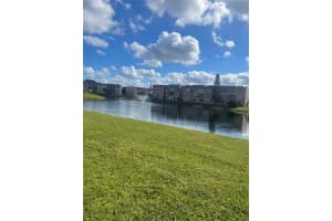 9540 Sunrise Lakes Blvd, Sunrise, FL 33322, Sold 06/05/25