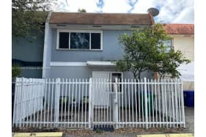 618 Nw 11th St 618, Miami
