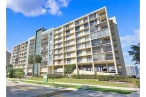 17600 N Bay Rd N905 Sunny Isles Beach, FL 33160 - MLS#A11702387