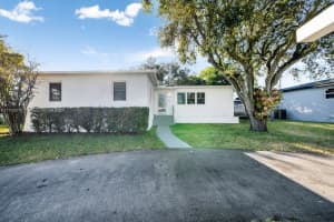 8250 SW 27th Ln, Miami, FL 33155, Sold 01/17/25