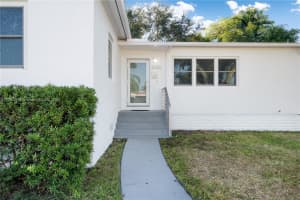 8250 SW 27th Ln, Miami, FL 33155, Sold 01/17/25