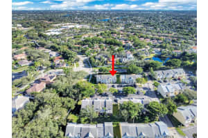 2917 Belmont Ln, Hollywood, FL 33026, Sold 03/20/25