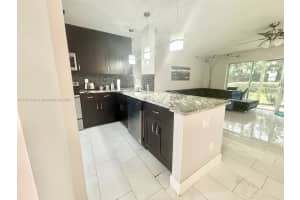 1445 Atlantic Shores Blvd 102, Hallandale Beach