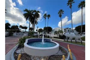 17565 NW 67th Pl, Miami Gardens, FL 33015, Sold 03/06/25
