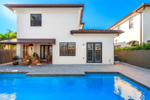 6151 SW 38th St, Miami, FL 33155, Sold 02/06/25