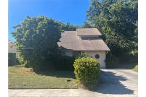 5651 NW 55th Ln, Tamarac, FL 33319, Sold 03/12/25