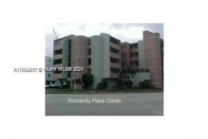 2000 Biarritz Dr 403, Miami Beach