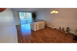 1101 Colony Point Cir, Pembroke Pines, FL 33026, Sold 02/28/25
