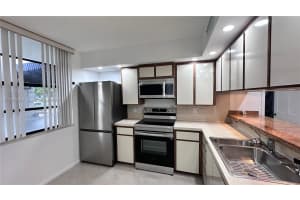1703 Whitehall Dr APT 104, Davie, FL 33324, - MLS#A11702638