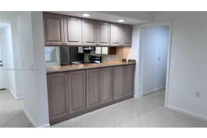 1703 Whitehall Dr APT 104, Davie, FL 33324, - MLS#A11702638