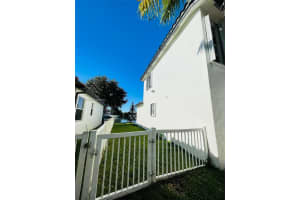 14142 SW 52nd Ln, Miramar, FL 33027, Sold 05/20/25